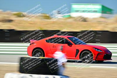 media/Dec-13-2025-Extreme Speed (Sat) [[d129ecb0b9]]/Low Inter/Session 1 (Turn 2)/